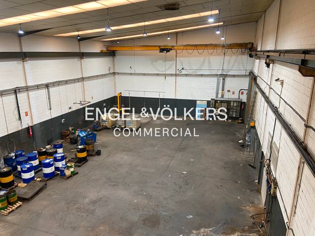 Nave industrial en Venta en Centre