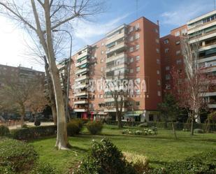 Vista exterior de Local en venda en Móstoles amb Aire condicionat, Calefacció i Terrassa