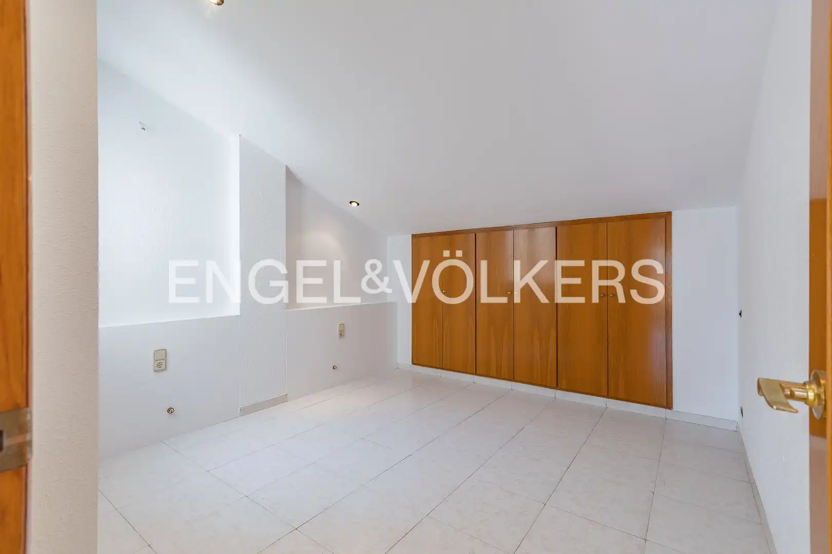 Dúplex en venta en Palau-solità i Plegamans con Calefacción, Terraza y Balcón