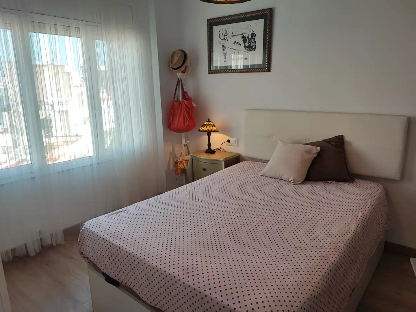 Schlafzimmer von Dachboden zum Verkauf in Tarragona mit Klimaanlage, Heizung und Parkett