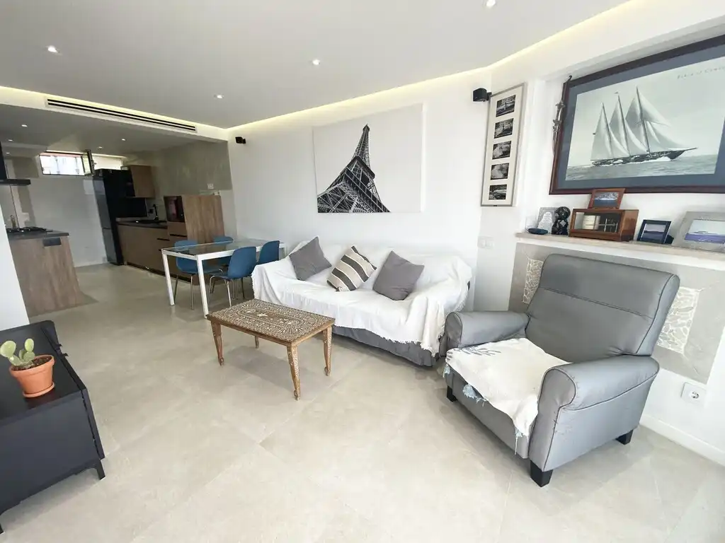 Sala d'estar de Apartament en venda en Calvià amb Aire condicionat i Terrassa