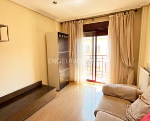 Living room of Apartment to rent in  Madrid Capital  with Air Conditioner, Heating and Furnished
