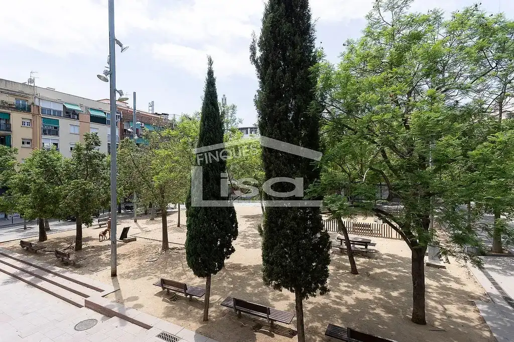 Piso con terraza en venta en Carrer d'Enric Casanovas, imagen 31