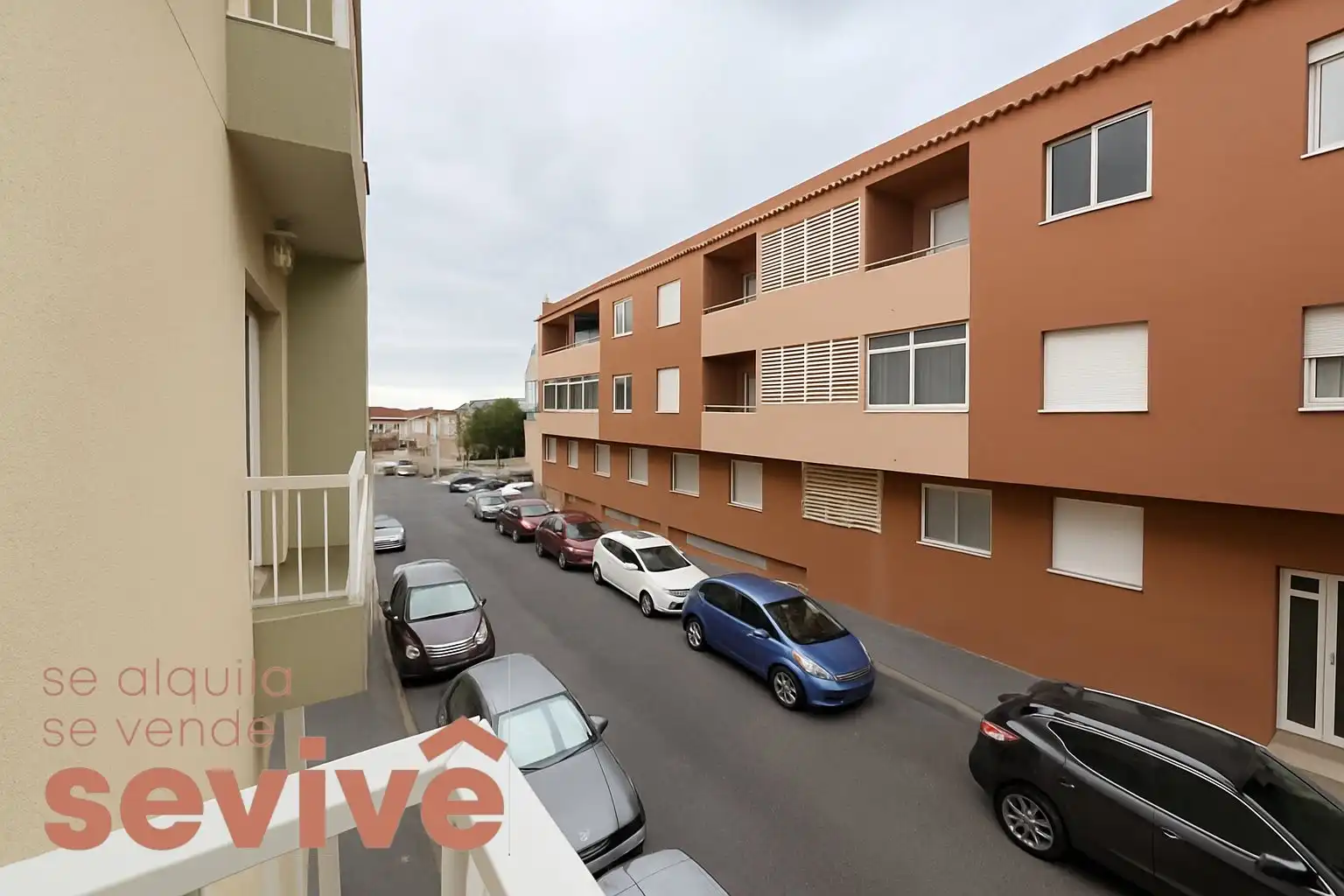 Vista exterior de Pis en venda en Granadilla de Abona amb Terrassa, Traster i Balcó