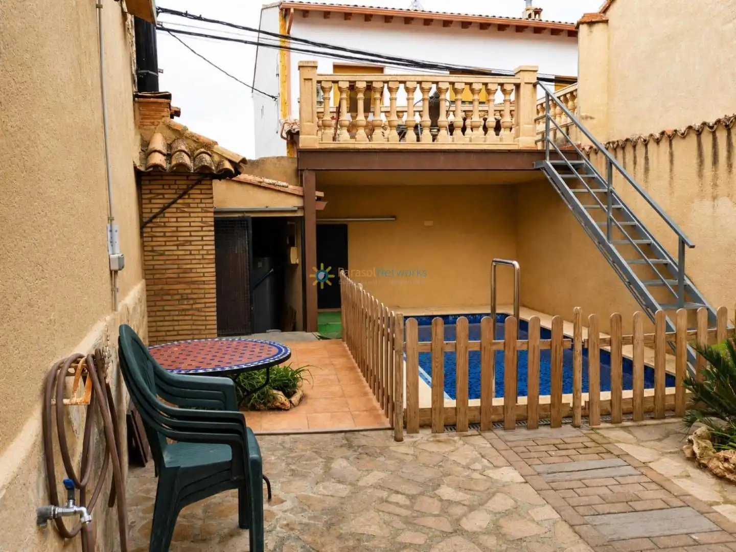 Piscina de Edificio en venta en El Palomar con Piscina comunitaria
