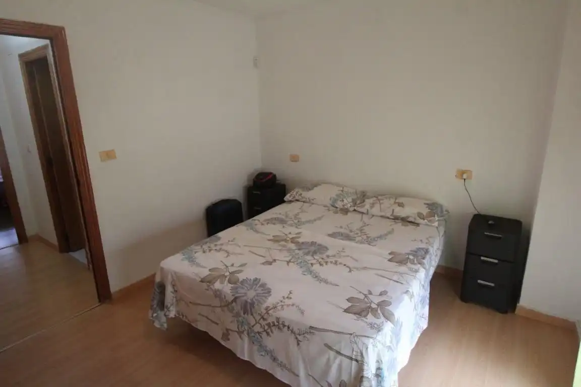Dormitori de Casa adosada en venda en Torrevieja amb Jardí privat, Terrassa i Moblat