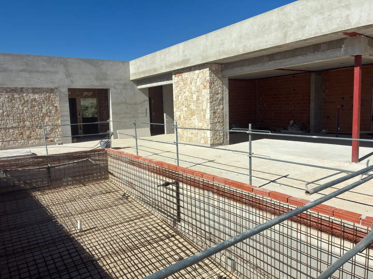 Vista exterior de Casa o xalet en venda en Benitachell / El Poble Nou de Benitatxell amb Aire condicionat, Calefacció i Terrassa