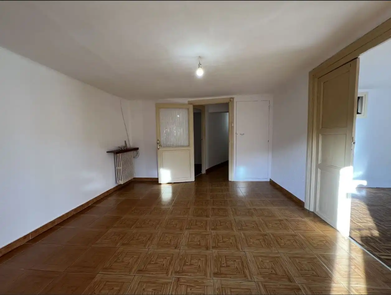 Flat for sale in Jaca