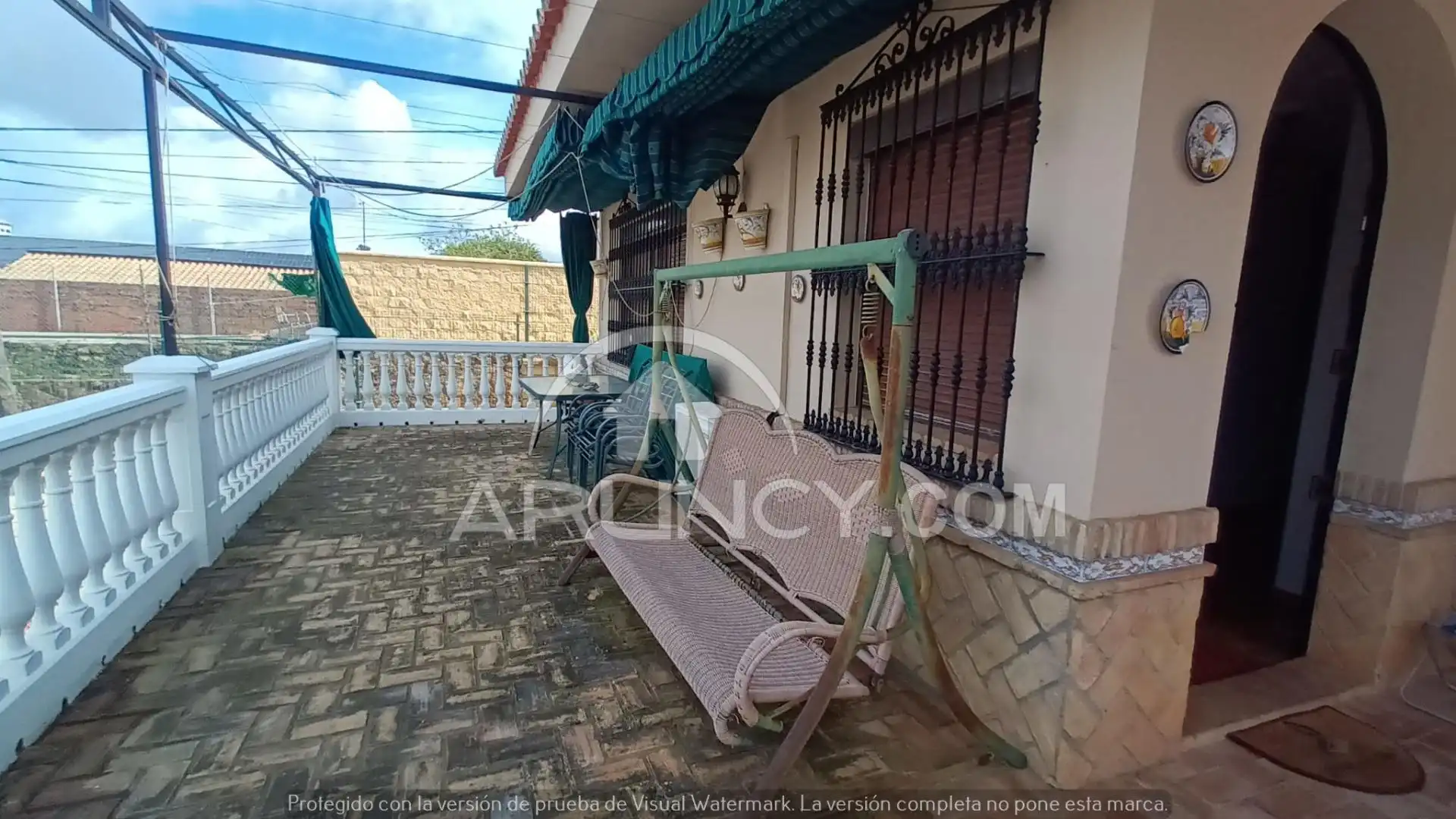 Terrassa de Casa o xalet en venda en Alcalá de Guadaira amb Aire condicionat, Calefacció i Jardí privat