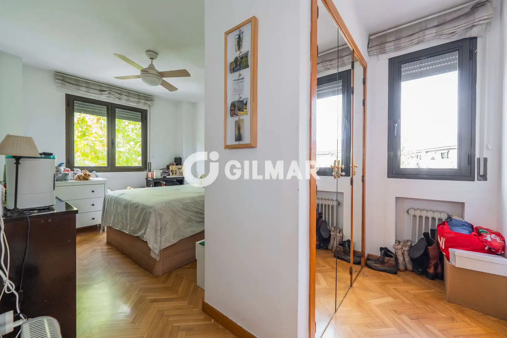 Bedroom of Flat for sale in Pozuelo de Alarcón  with Heating, Private garden and Swimming Pool