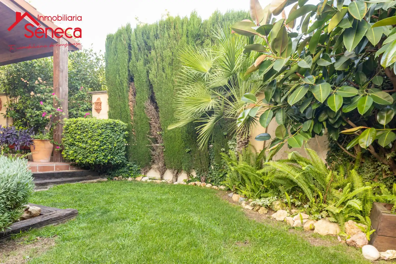 Jardín de Casa adosada en venta en Córdoba con Aire acondicionado, Calefacción y Jardín privado