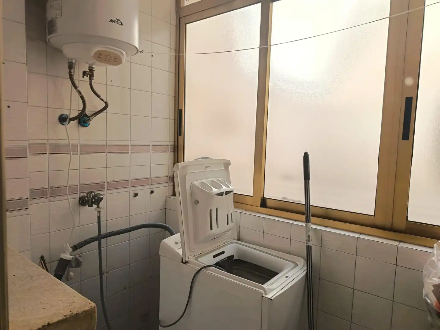 Bany de Pis en venda en Alicante / Alacant amb Aire condicionat, Calefacció i Moblat