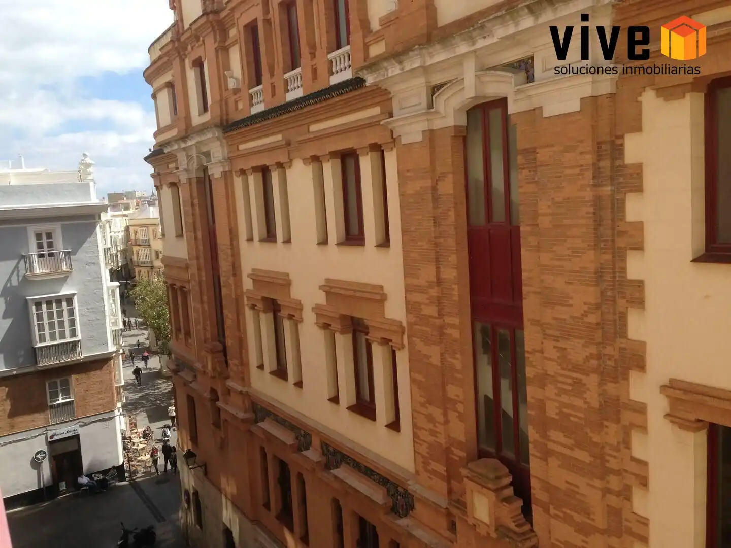 Vista exterior de Pis en venda en Cádiz amb Aire condicionat, Calefacció i Moblat