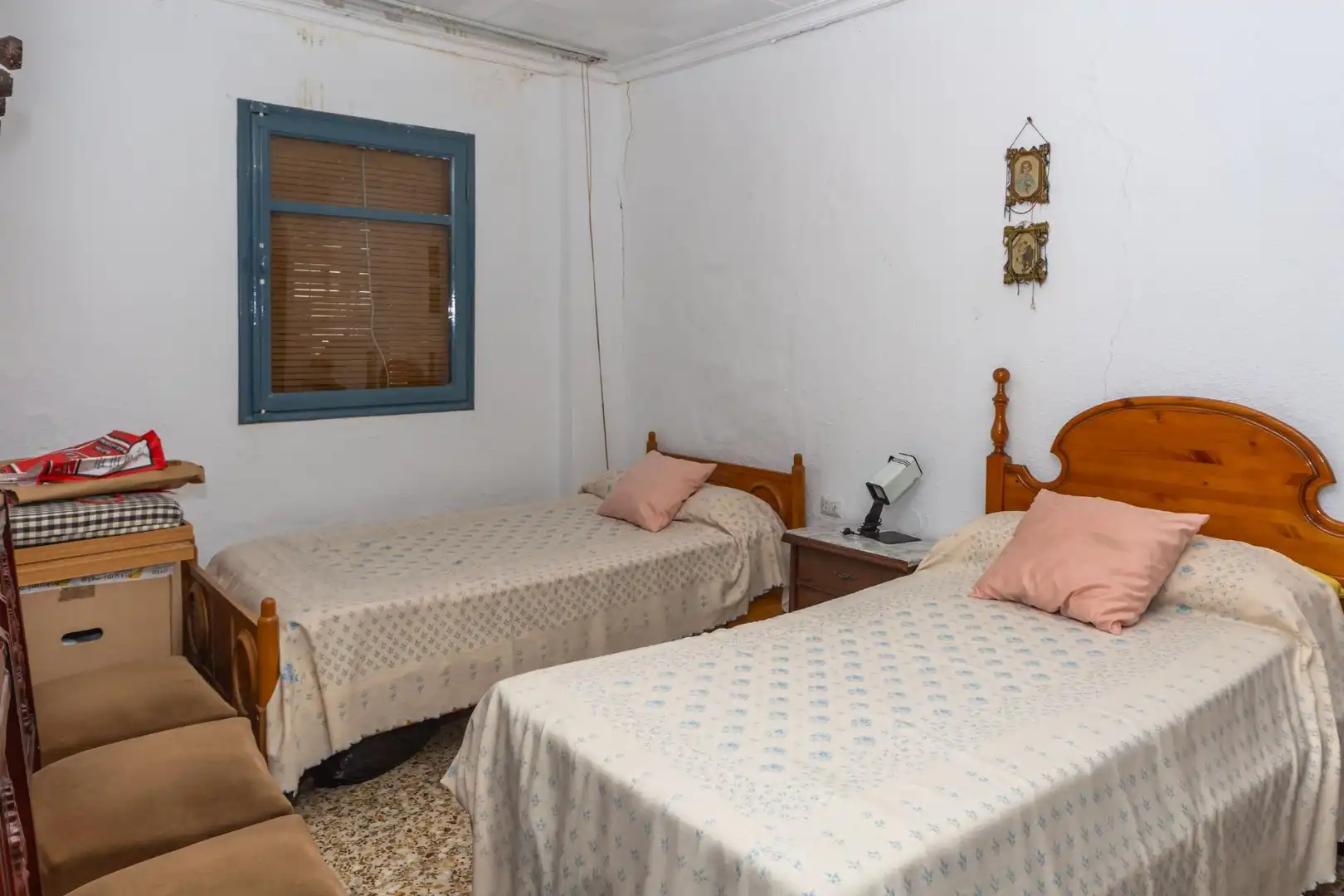 Habitación de Edificio en venta en Guadix