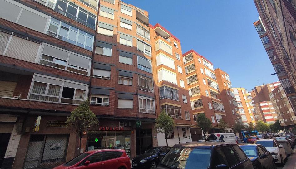 Foto 1 de Piso en venta en Doctor Esquerdo, 12, Hospital, Valladolid
