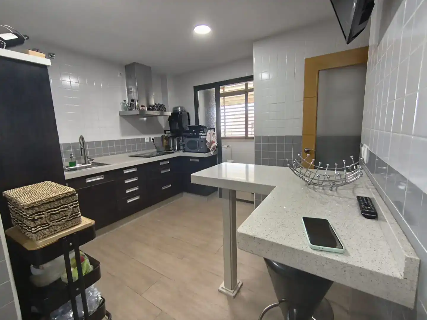 Cuina de Pis en venda en  Huelva Capital amb Aire condicionat, Piscina i Balcó