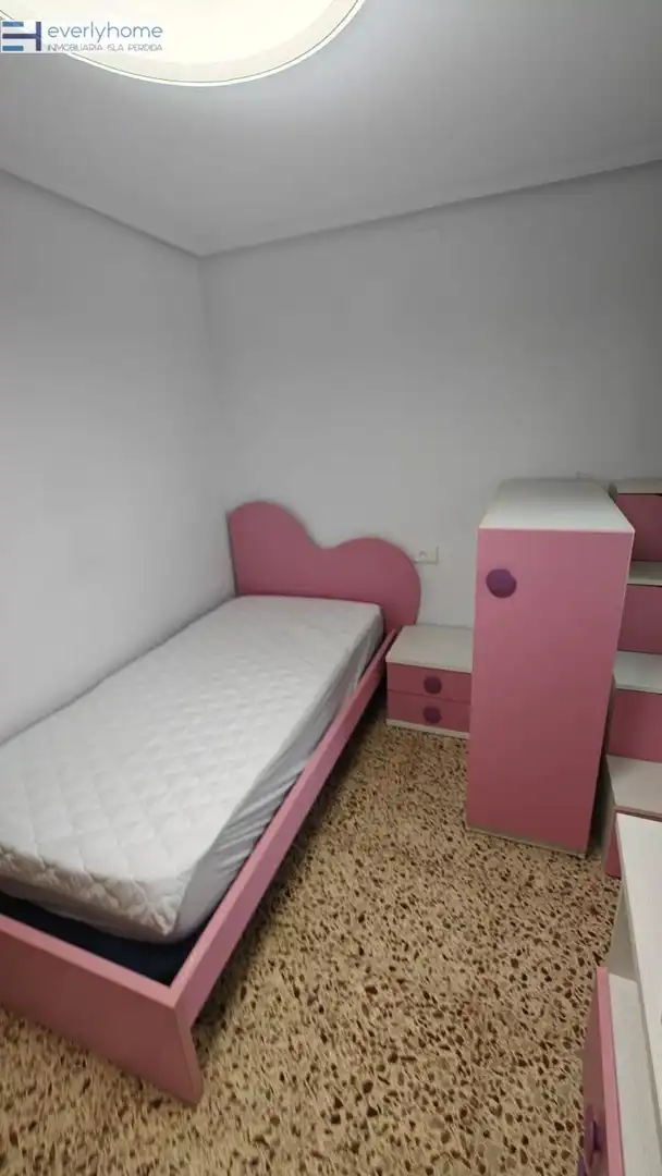 Habitación de Piso para compartir en Burjassot con Aire acondicionado, Amueblado y Balcón