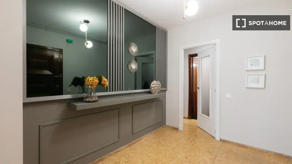 Piso de alquiler en Valencia con Aire acondicionado, Calefacción y Amueblado