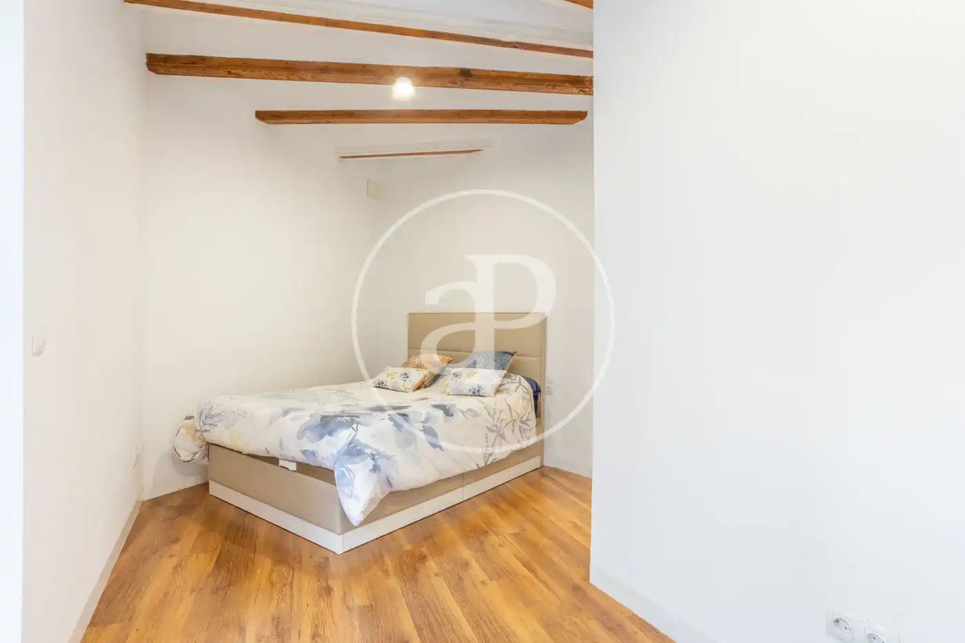 Habitación de Piso de alquiler en Valencia con Aire acondicionado, Calefacción y Amueblado