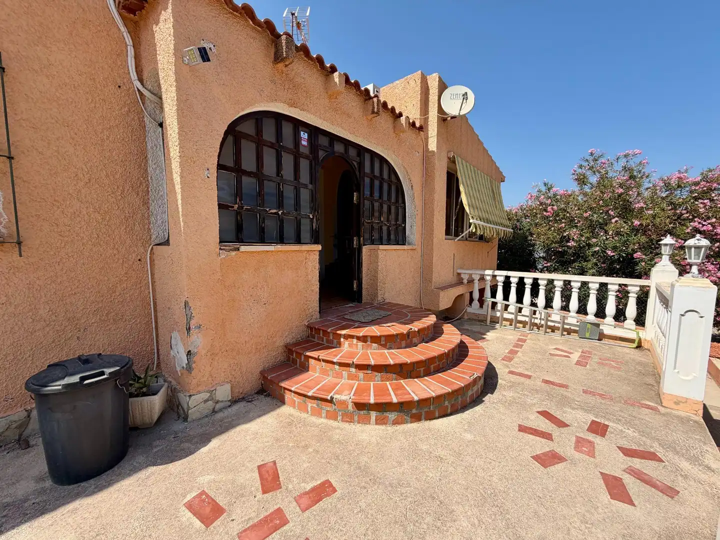 Exterior view of Houses for sale in El Campello  with Air Conditioner, Heating and Terrace