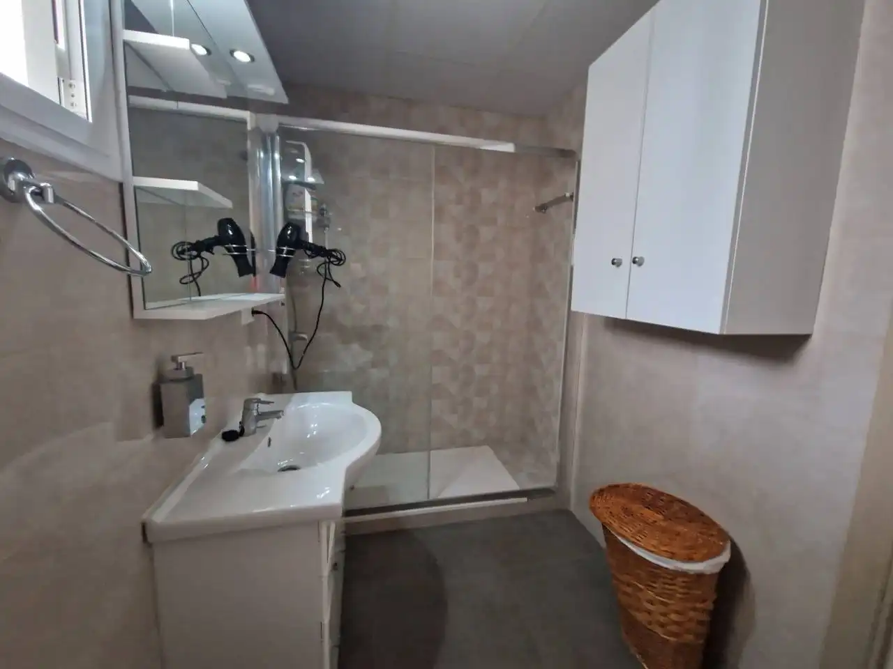 Piso de alquiler en Benalmádena, Málaga