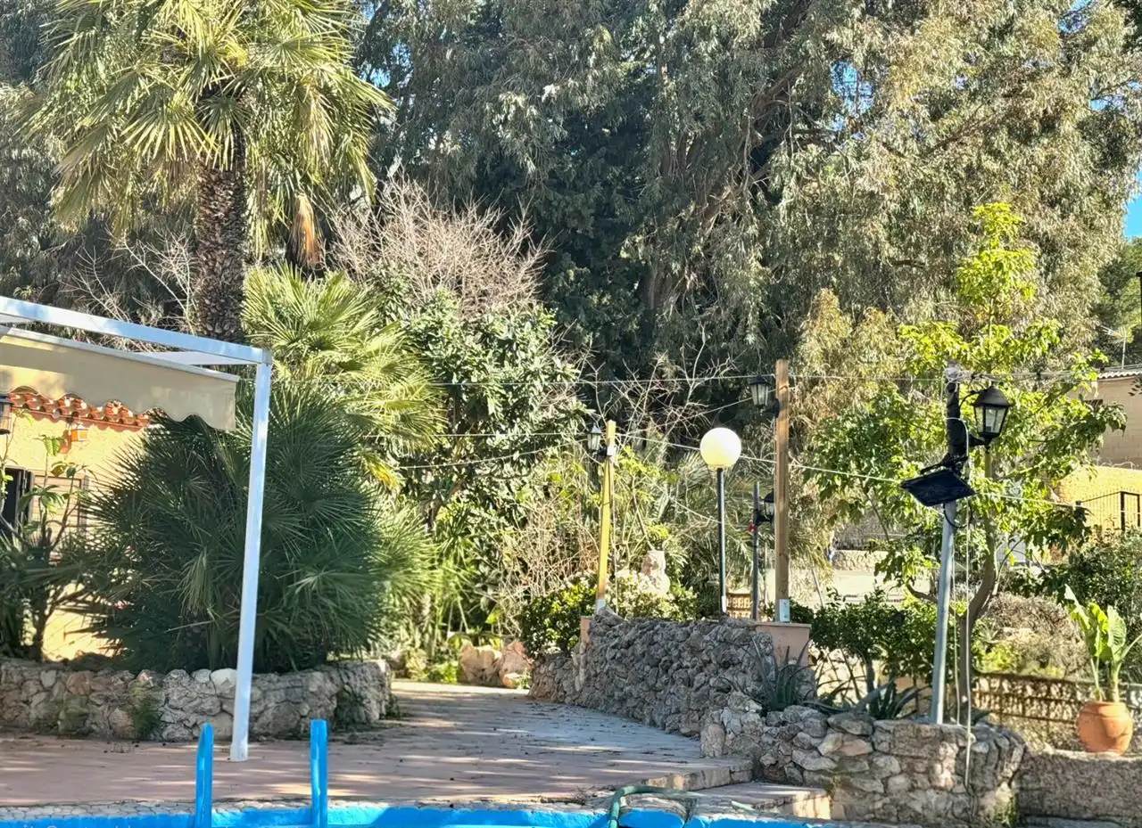 Vista exterior de Finca rústica en venda en Finestrat amb Terrassa, Traster i Piscina