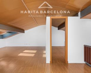 Flat to rent in  Barcelona Capital  with Air Conditioner, Heating and Terrace