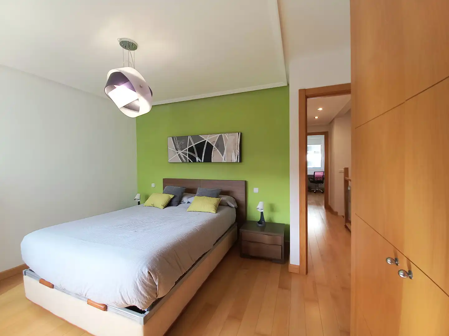 Habitación de Dúplex en venta en Burgos con Aire acondicionado, Calefacción y Terraza