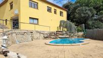 Vista exterior de Casa o xalet en venda en L'Ametlla del Vallès amb Calefacció, Jardí privat i Terrassa