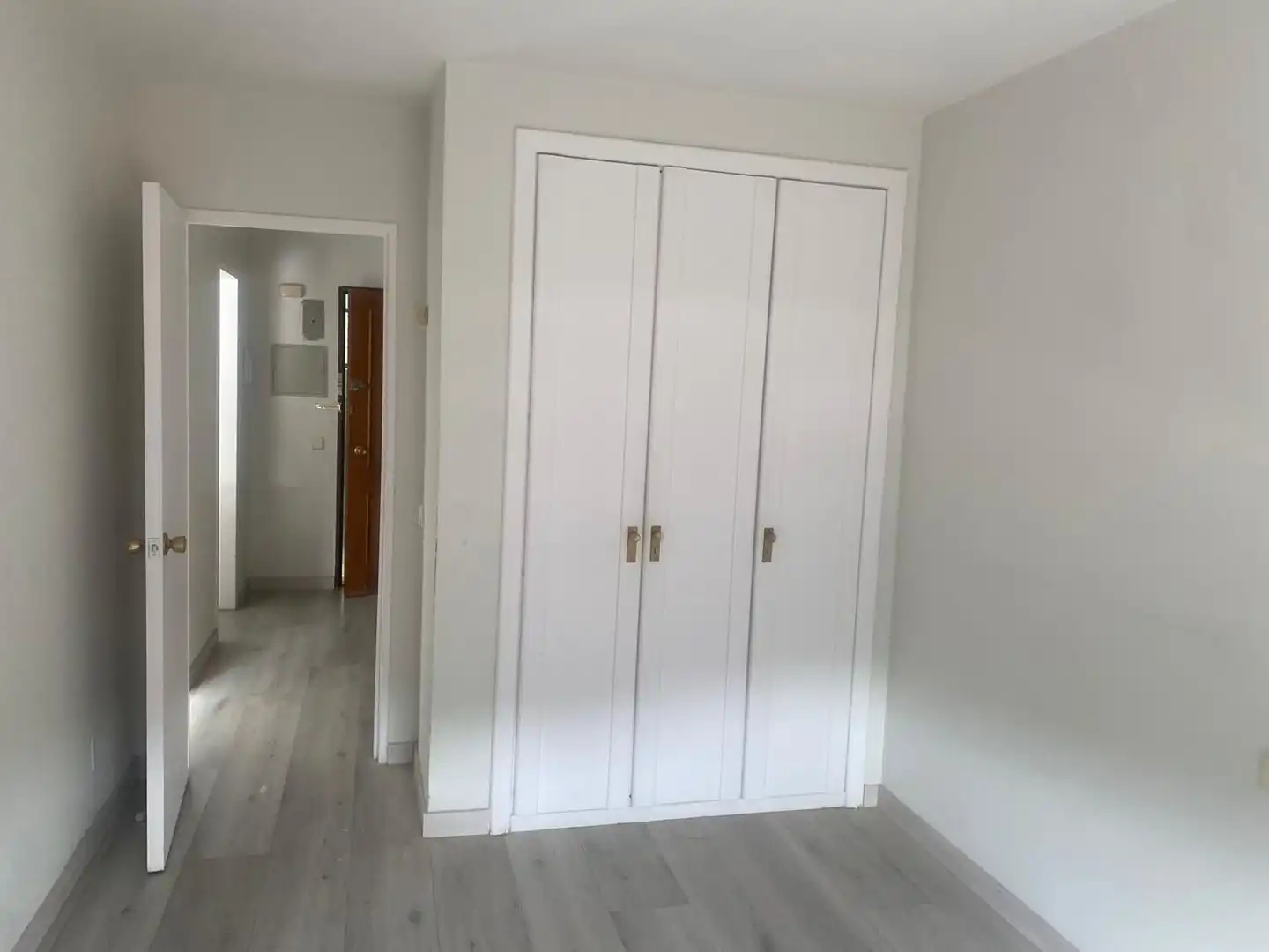 Bedroom of Flat for rent in Madrid  with Heating and Swimming Pool