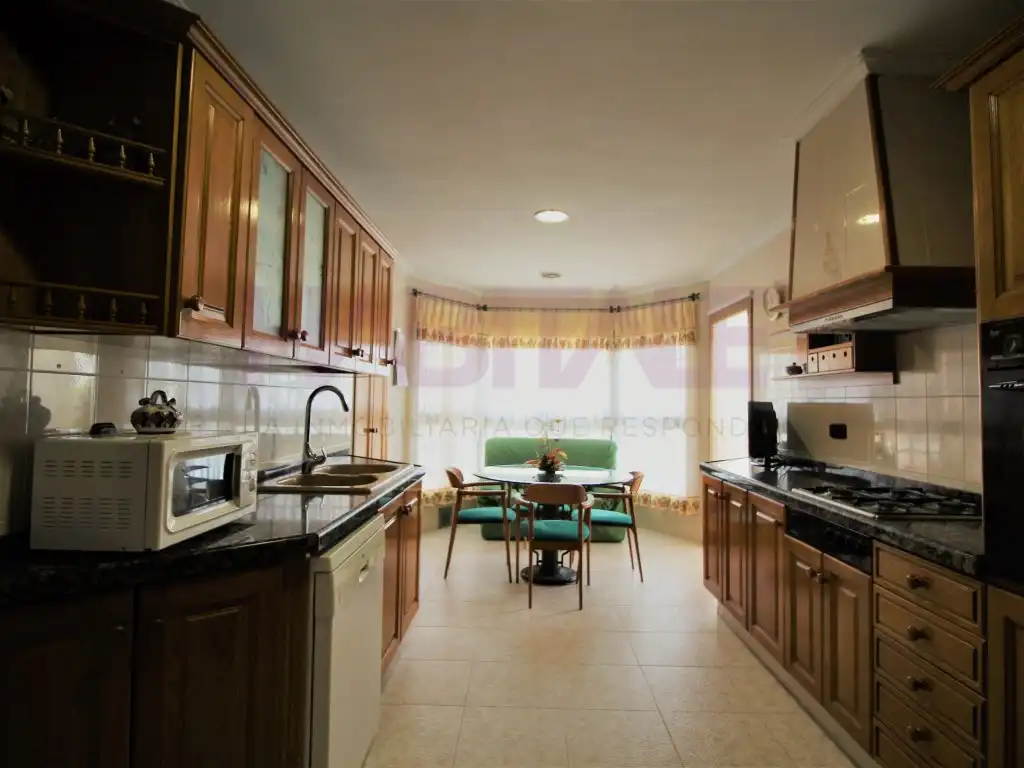 Cocina de Casa o chalet en venta en Chiva con Aire acondicionado, Calefacción y Amueblado