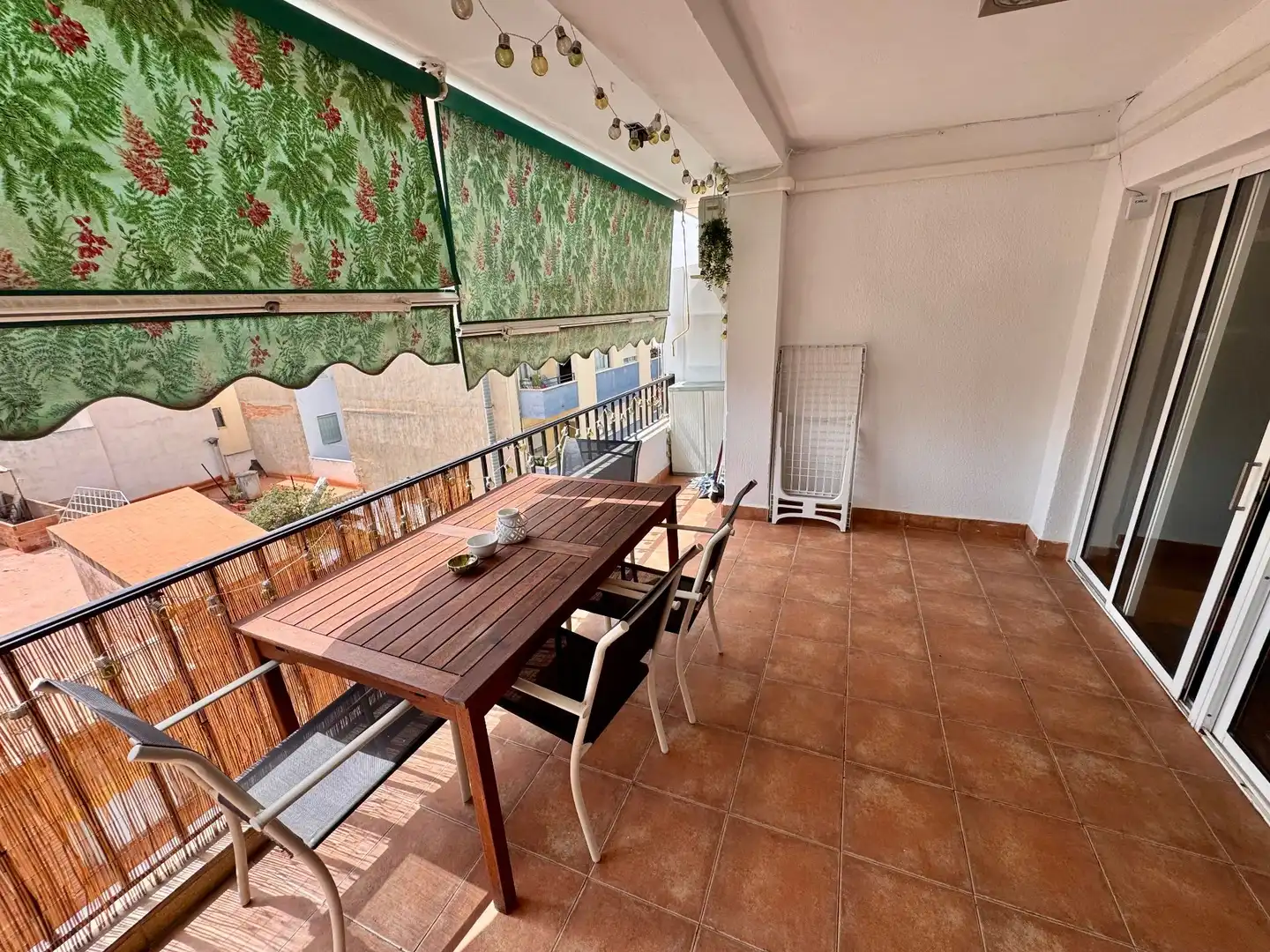 Terraza de Apartamento en venta en Sagunto / Sagunt con Aire acondicionado