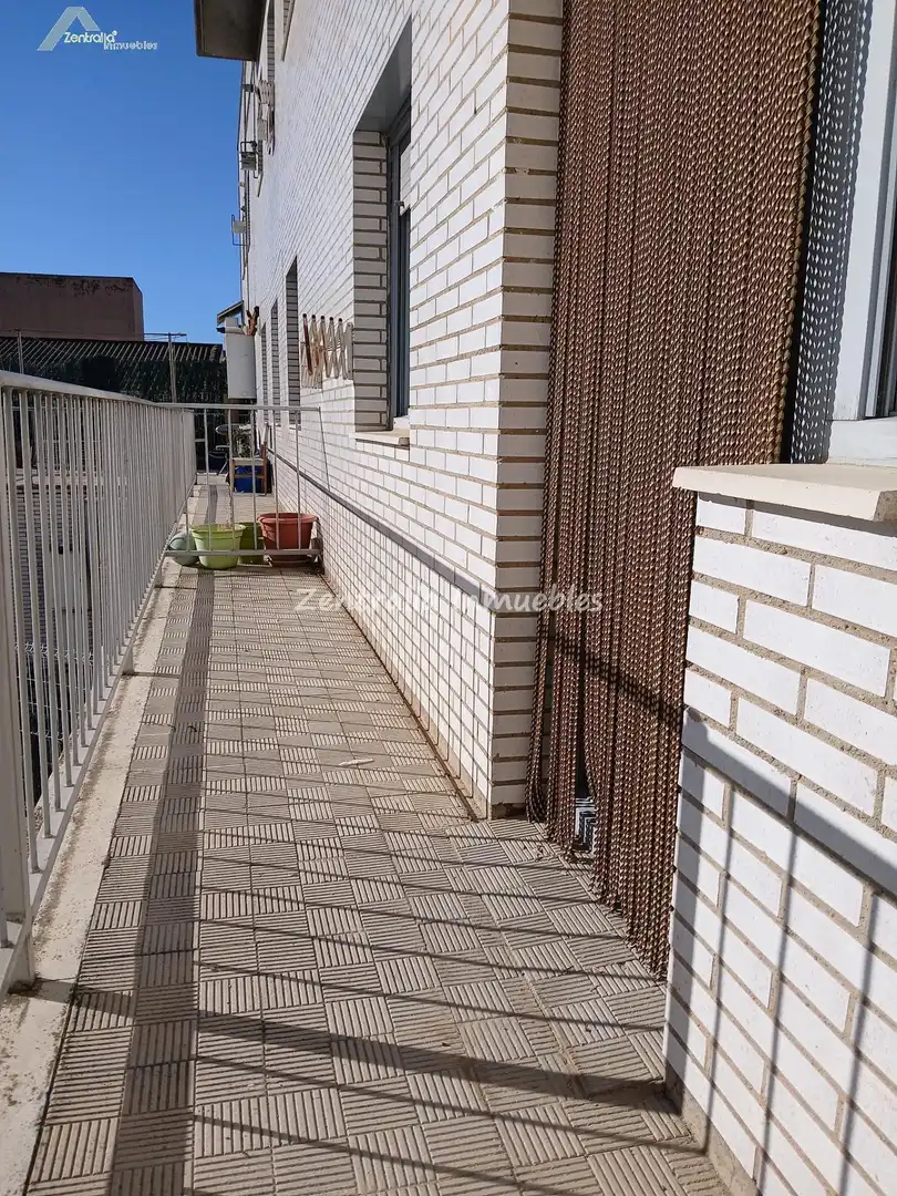 Vista exterior de Piso en venta en Pedrola con Calefacción, Terraza y Trastero