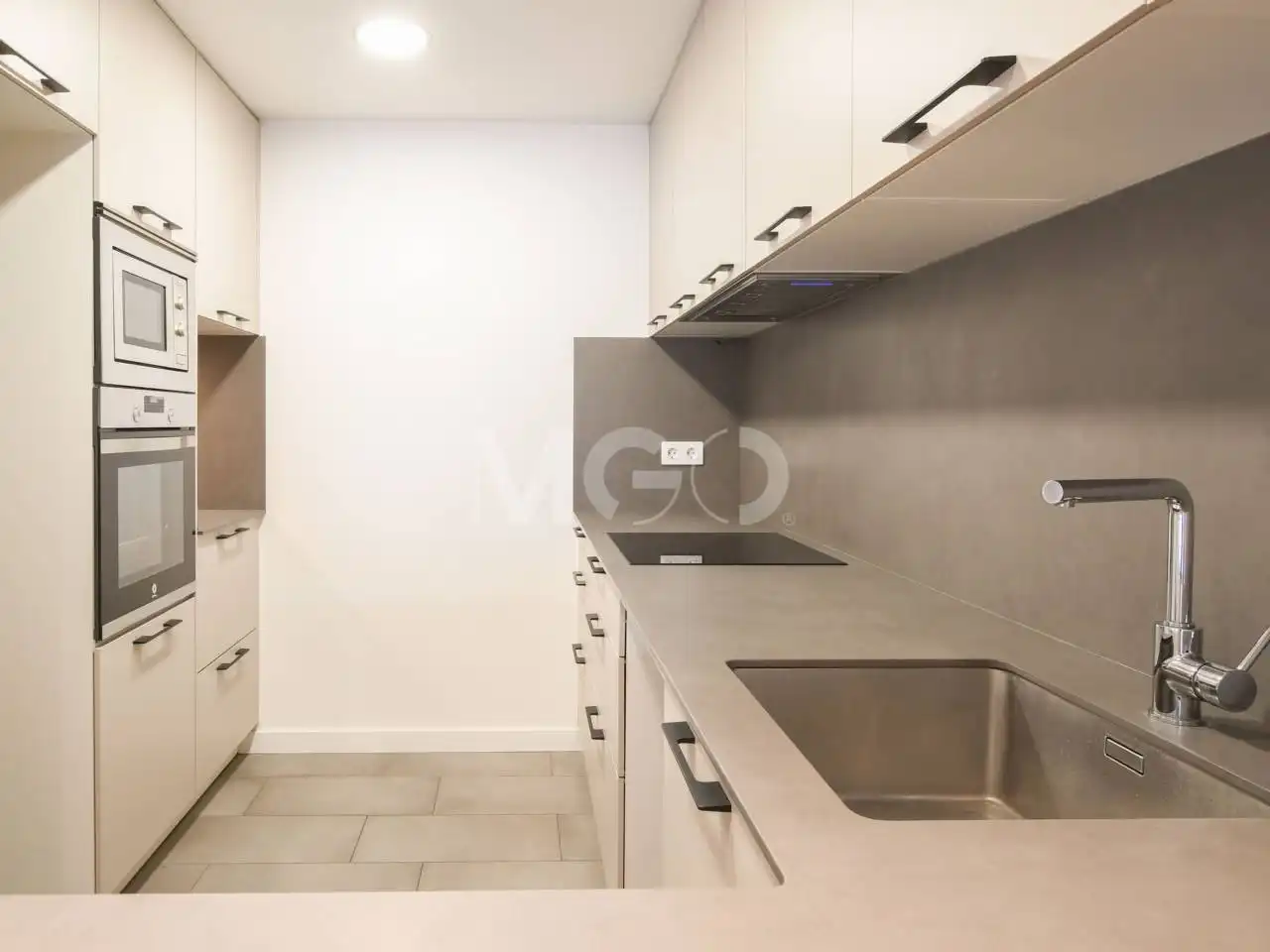 Cocina de Piso en venta en Vic con Calefacción, Parquet y Terraza
