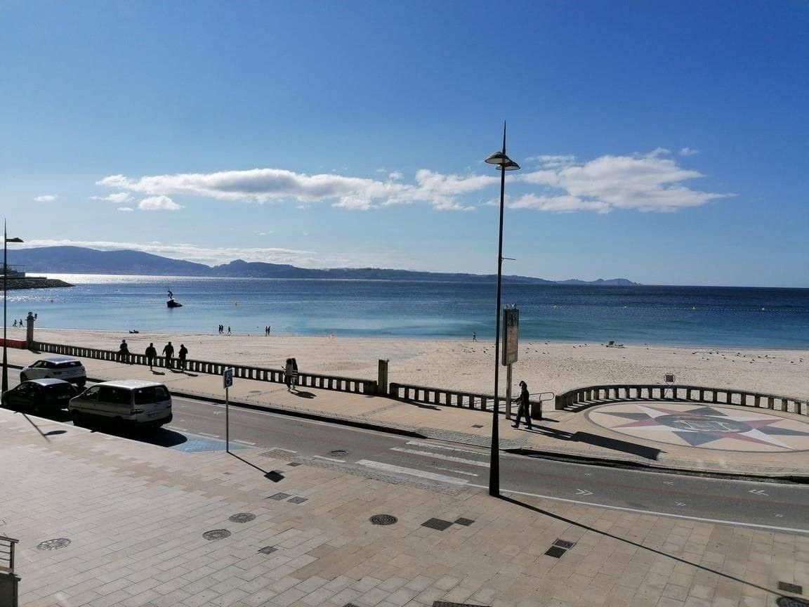 Vista exterior de Ático en venta en Sanxenxo con Calefacción, Terraza y Amueblado