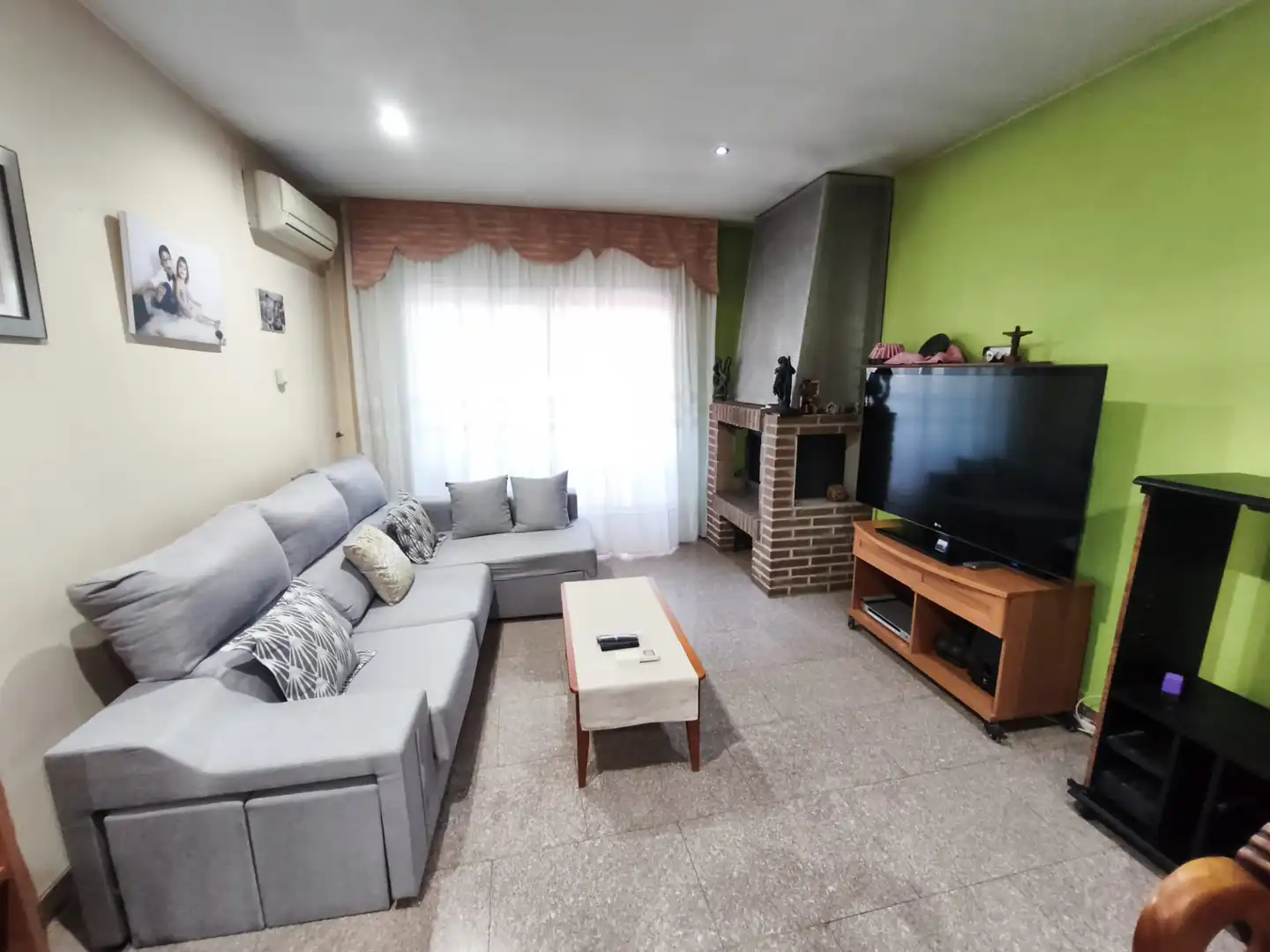 Casa pareada con terraza en venta en Carrer la Roca 20, imagen 18