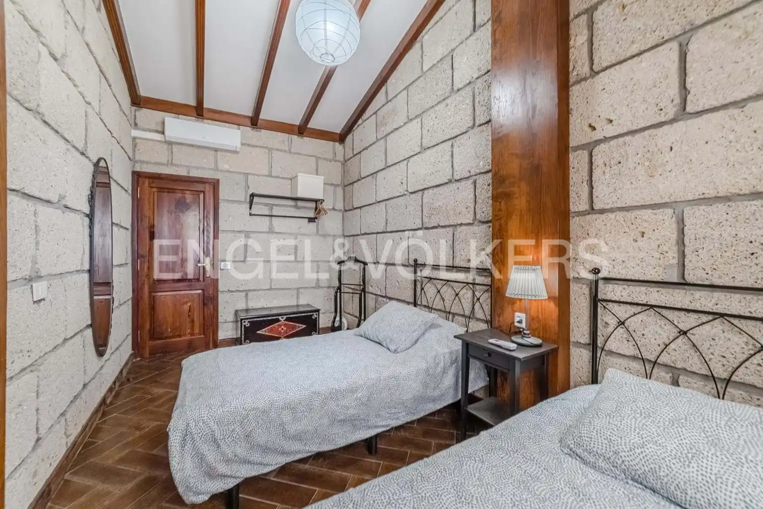 Dormitori de Casa o xalet en venda en Granadilla de Abona amb Aire condicionat, Terrassa i Moblat