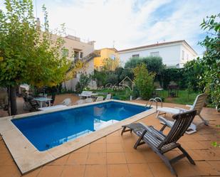 Piscina de Casa o xalet en venda en Alella amb Aire condicionat, Calefacció i Jardí privat