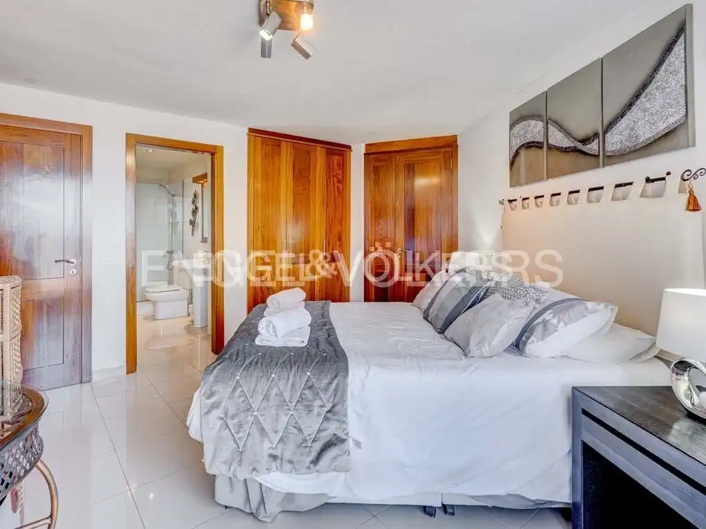 Houses for sale in Acantilados de Los Gigantes