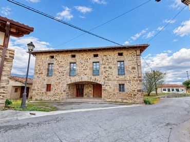 Detached house for sale in Barrio Altzusta