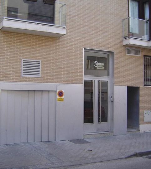 Foto 2 de Garaje en venta en Vírgenes, Leganés
