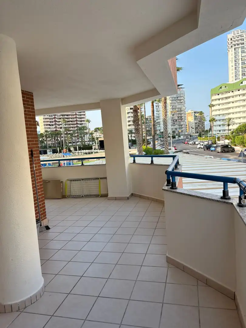 Terraza de Apartamento en venta en Calpe / Calp con Aire acondicionado, Terraza y Piscina