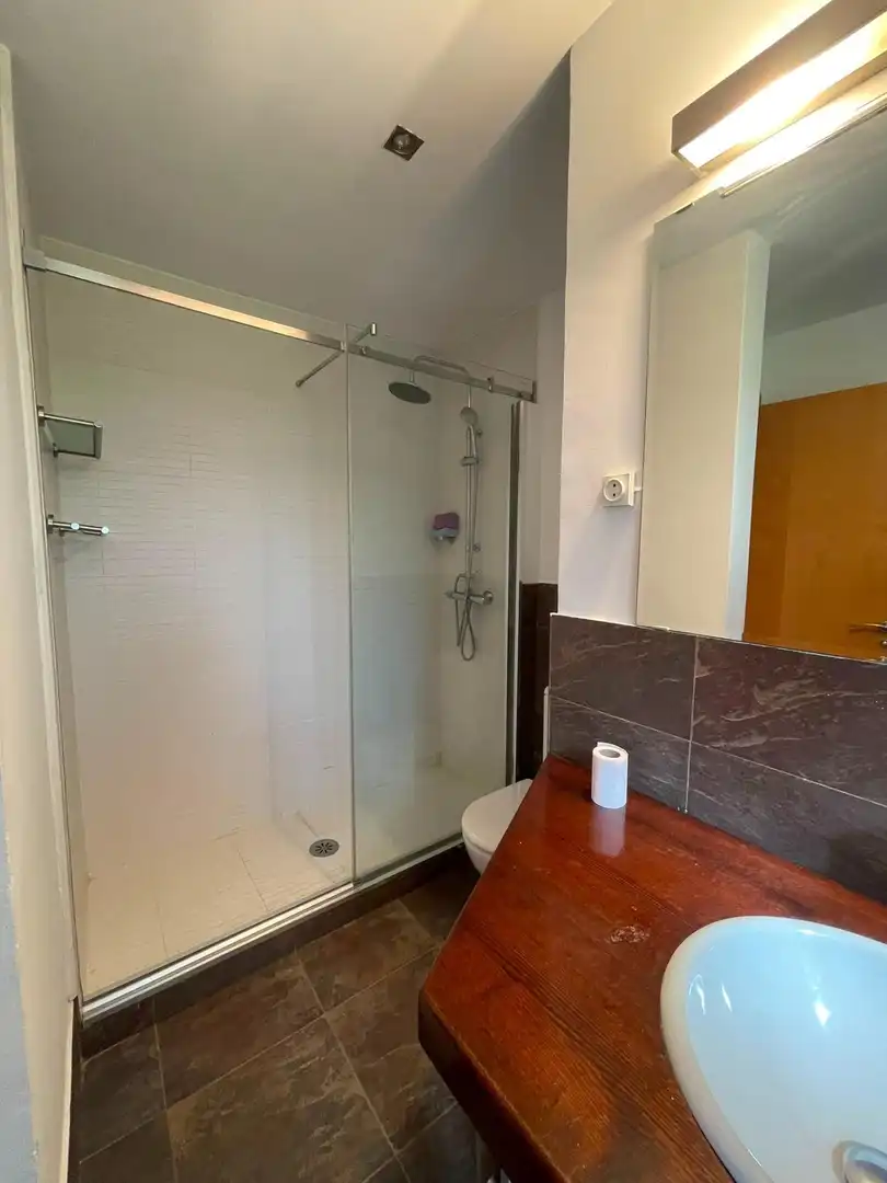 Bathroom of Flat for rent in Pozuelo de Alarcón  with Air Conditioner, Heating and Private garden