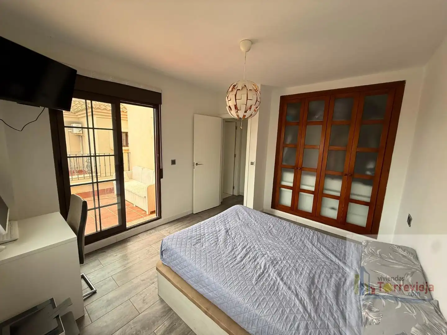 Habitación de Casa o chalet en venta en Torrevieja con Aire acondicionado, Terraza y Trastero