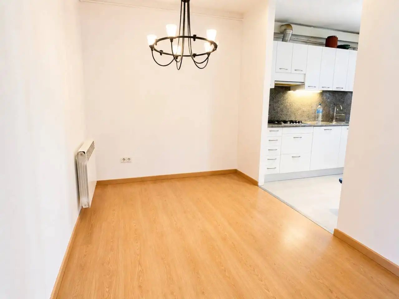 Cuina de Pis en venda en Avià amb Aire condicionat, Calefacció i Parquet