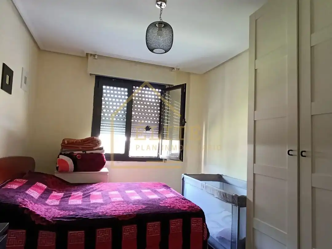 Habitación de Piso en venta en Santurtzi  con Calefacción, Parquet y Trastero
