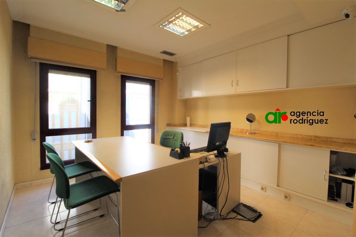 Office for sale in Oviedo 