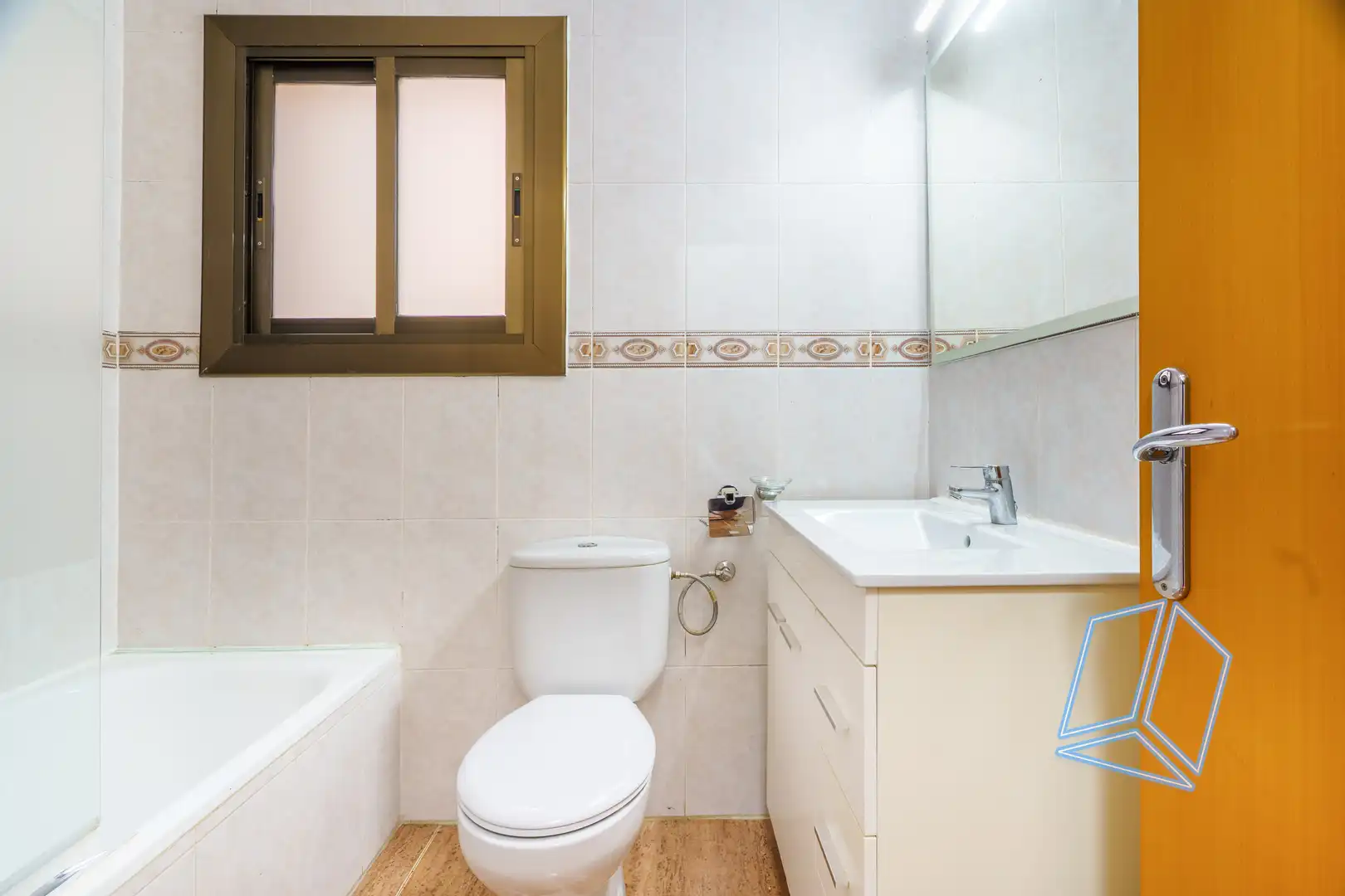 Baño de Piso en venta en Gavà con Trastero y Balcón