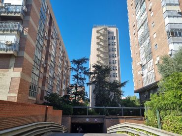 Individuel à vendre à Calle del Conde de la Cimera