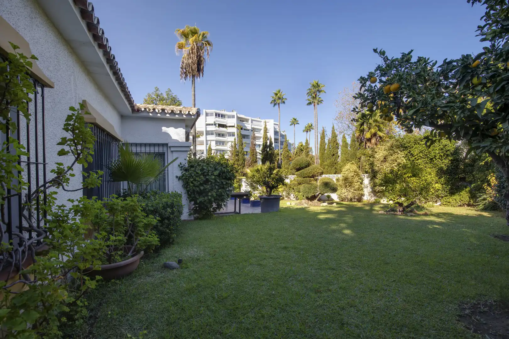 Jardín de Casa o chalet en venta en Marbella con Aire acondicionado, Calefacción y Jardín privado